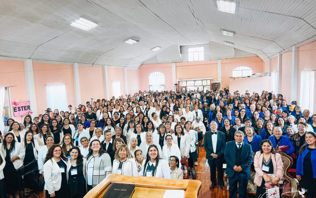 Explorando el Poder Transformador: Mujeres en la Luz de Romanos 8:22